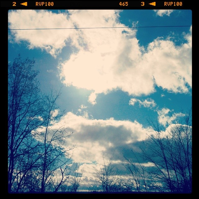 Nuages ensoleillés